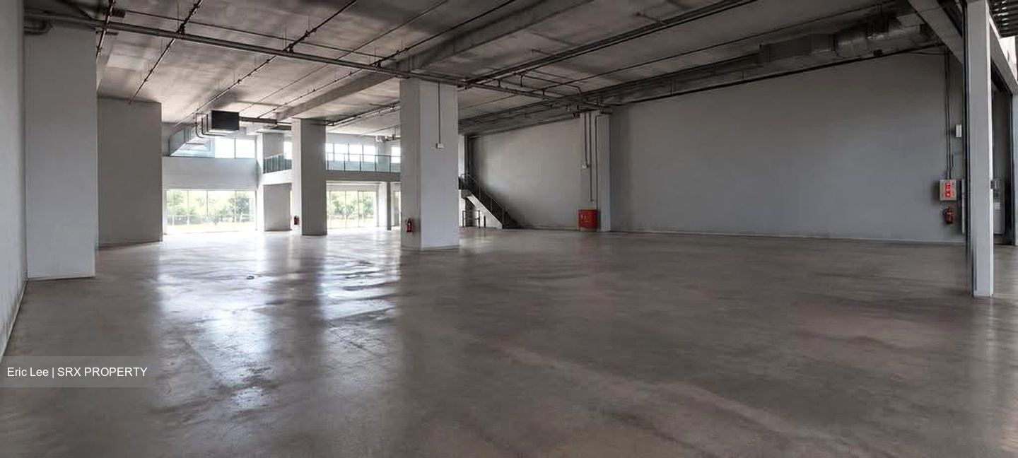 Carros Centre (D25), Factory #633268931